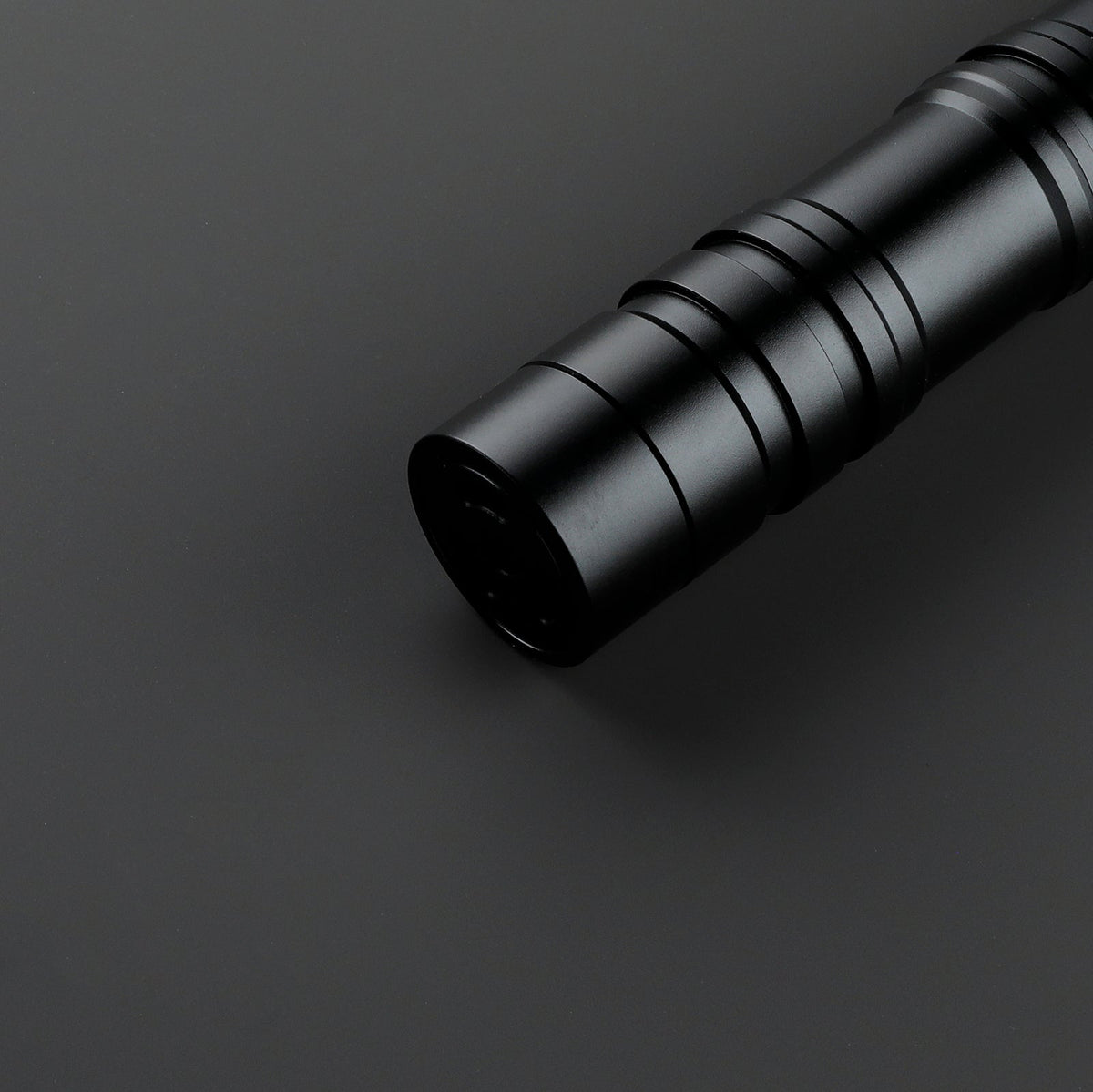 Rapierificsaber Lightsaber Bluetooth Light Saber FOC Xenpixel V3 Pixel to RGB Hilt 29CM